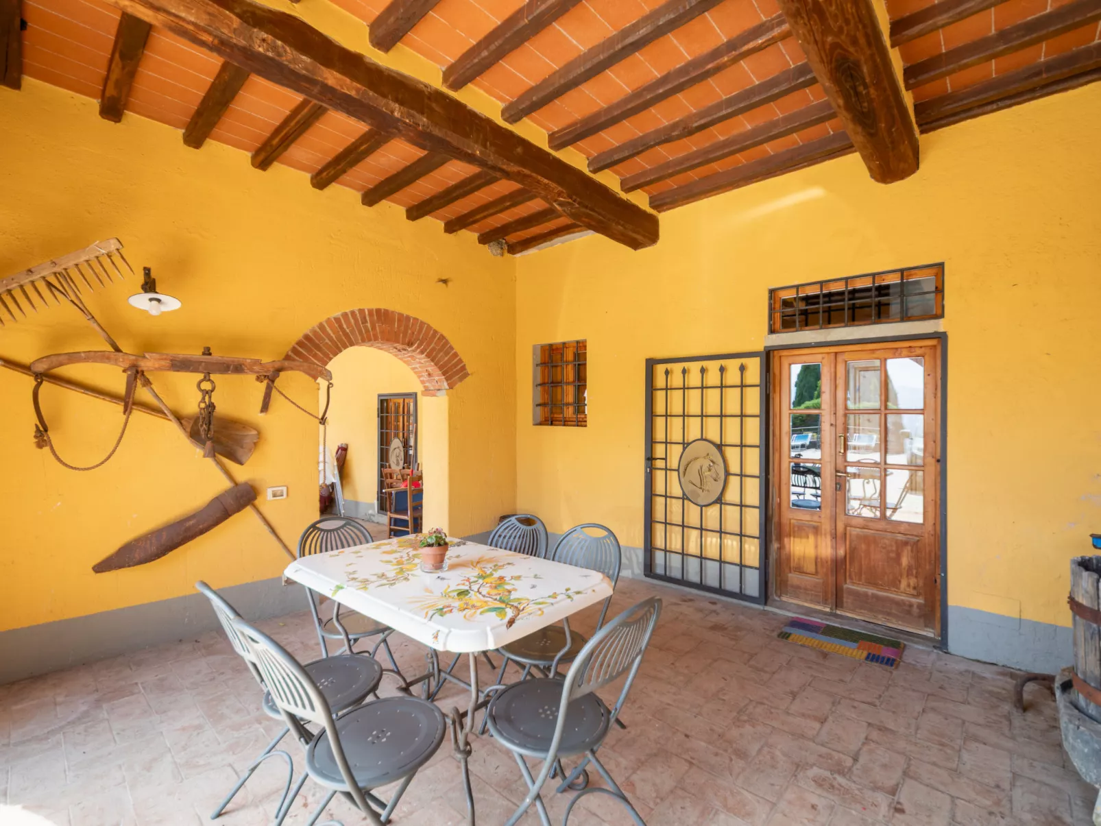 Antico Loggiato-Outside