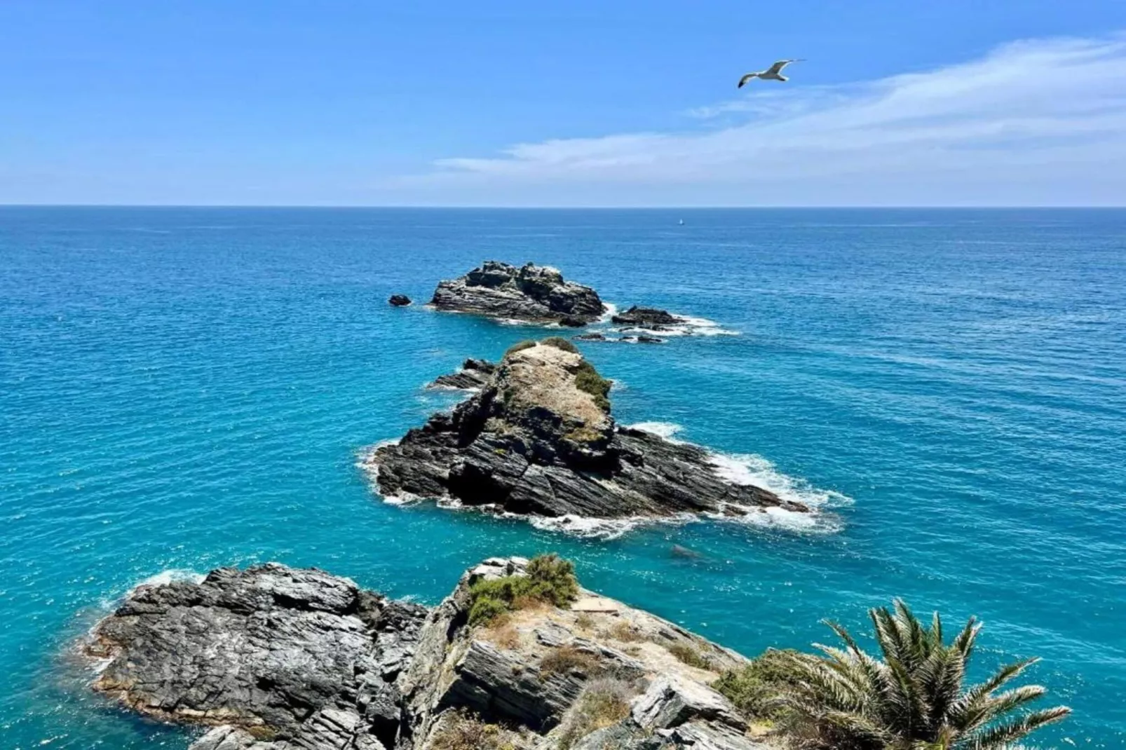 Casa De Los Hermanos-Areas within 1km in summer