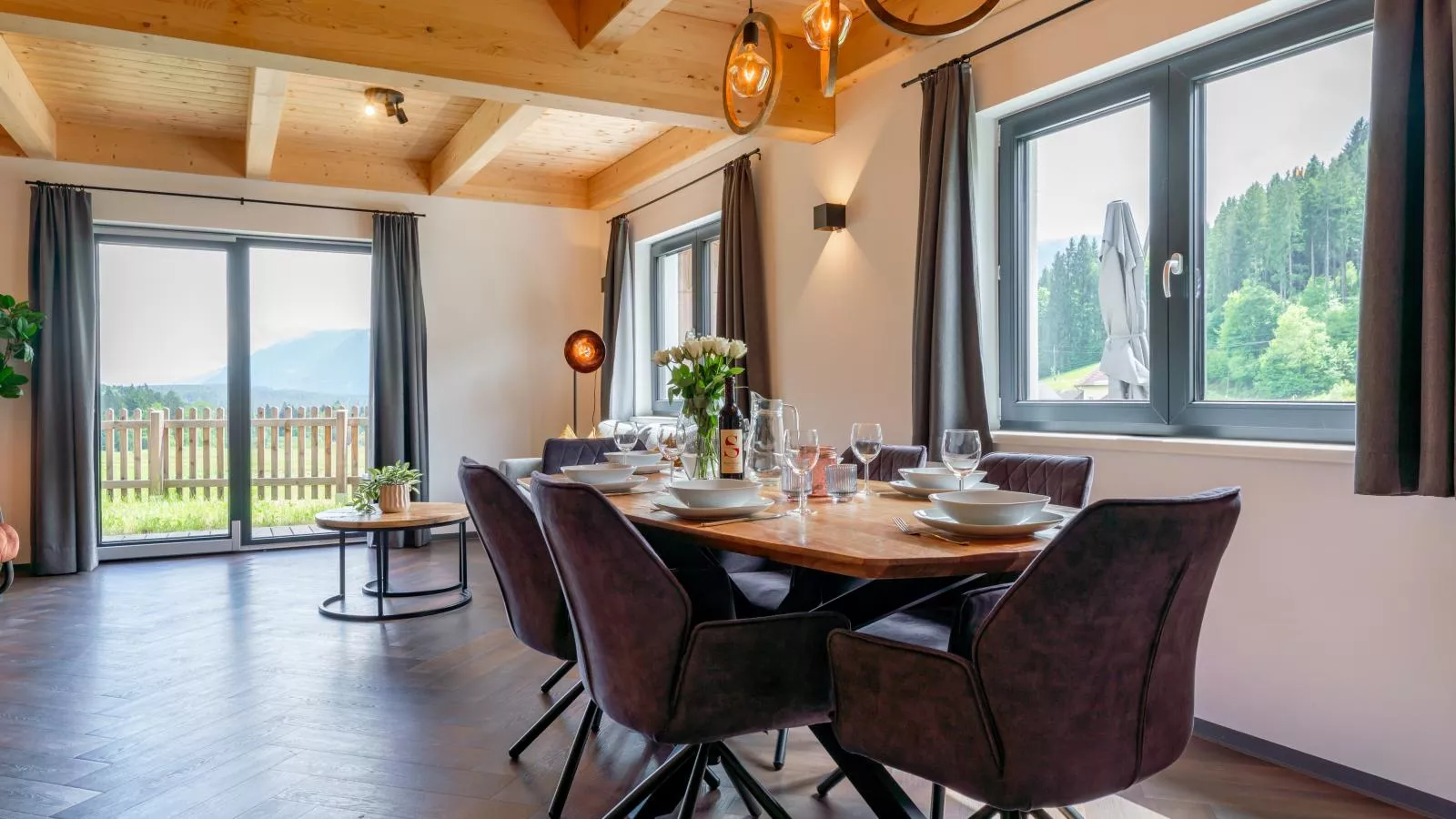 Obermöschach 10-Dining room