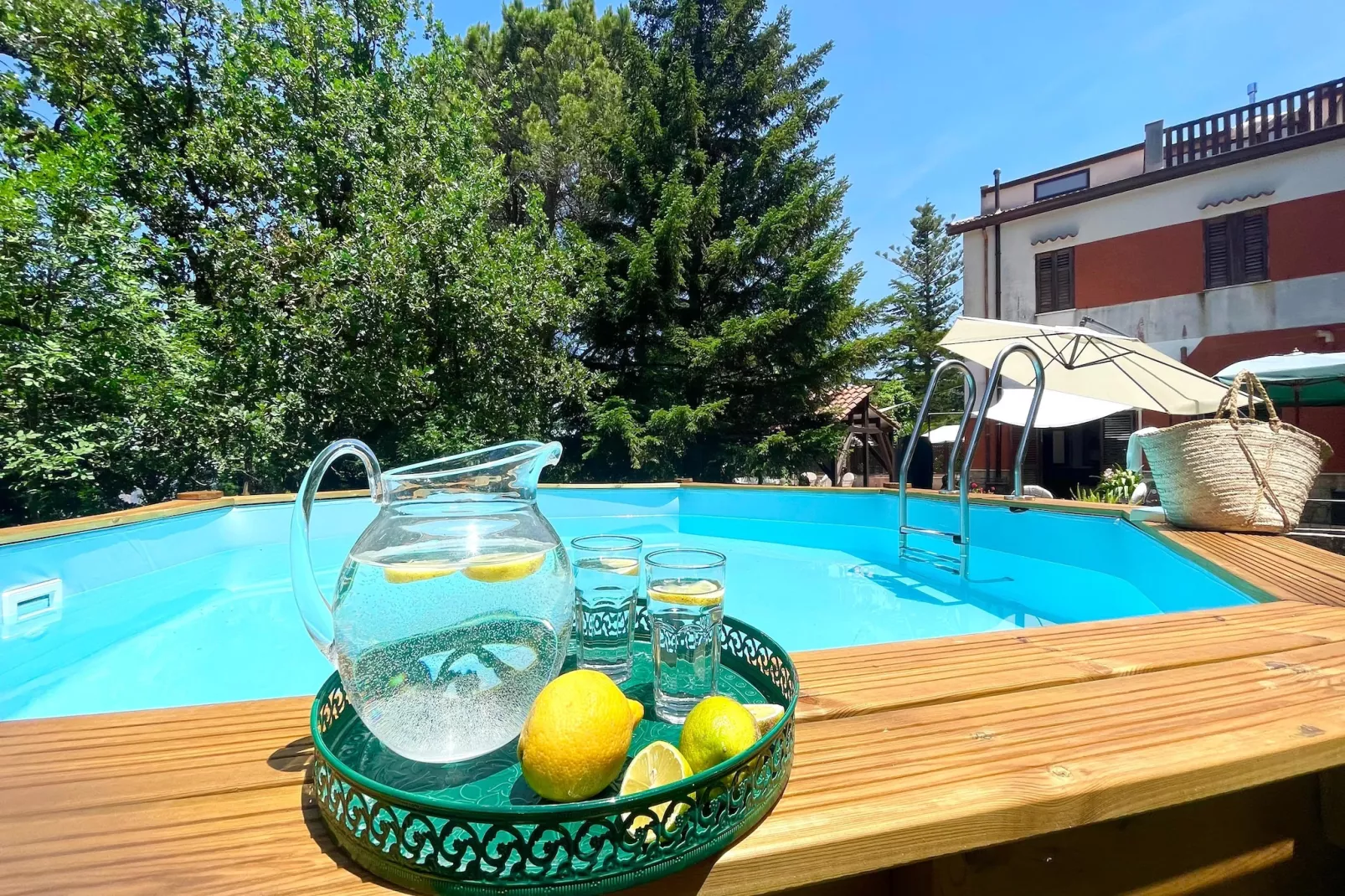 Villa Castelbuono-Schwimmbad