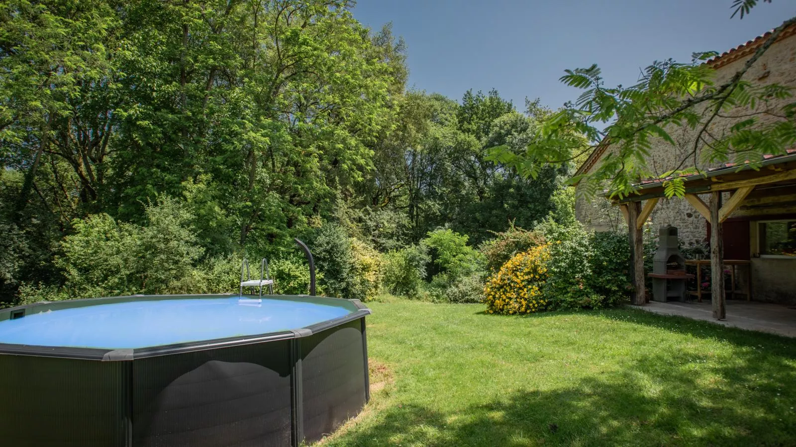 Grande gite Saint Martin le Redon-Swimming pool