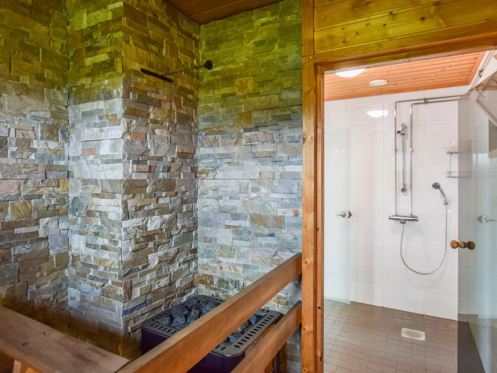 Pariisinranta-Dedans