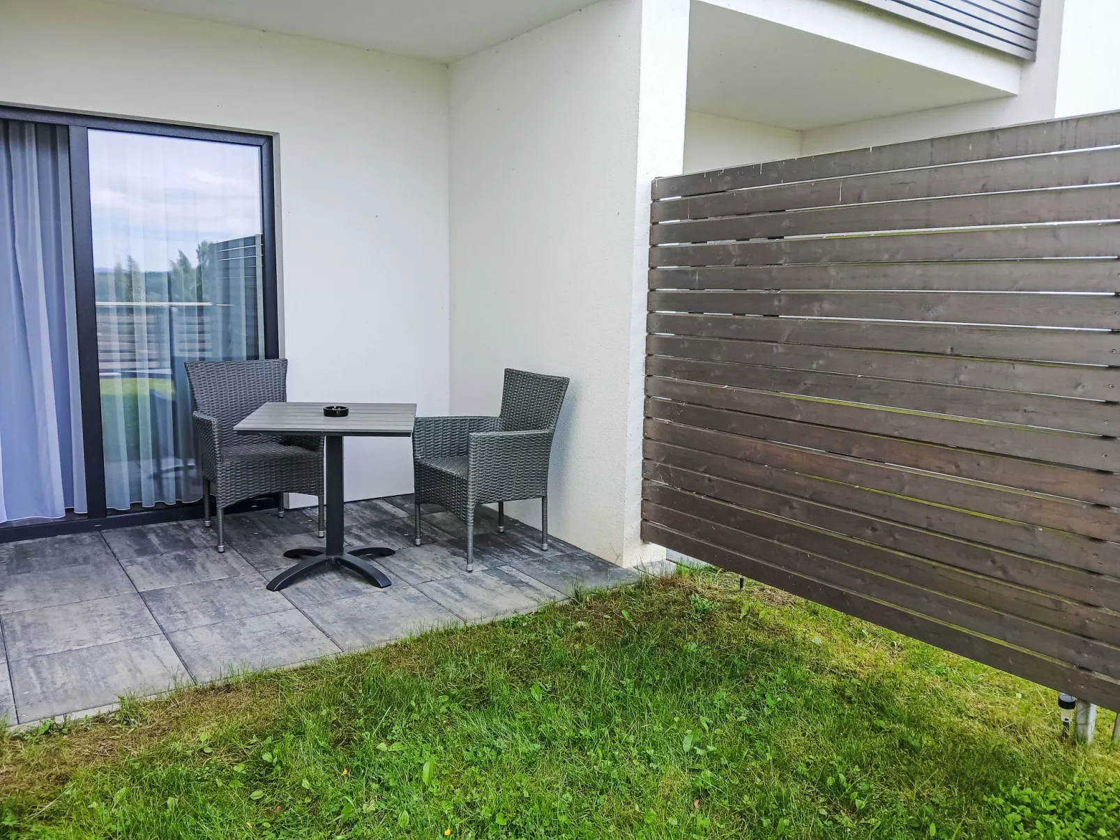 Lakeview Luxury Lodge & Garden-Outside