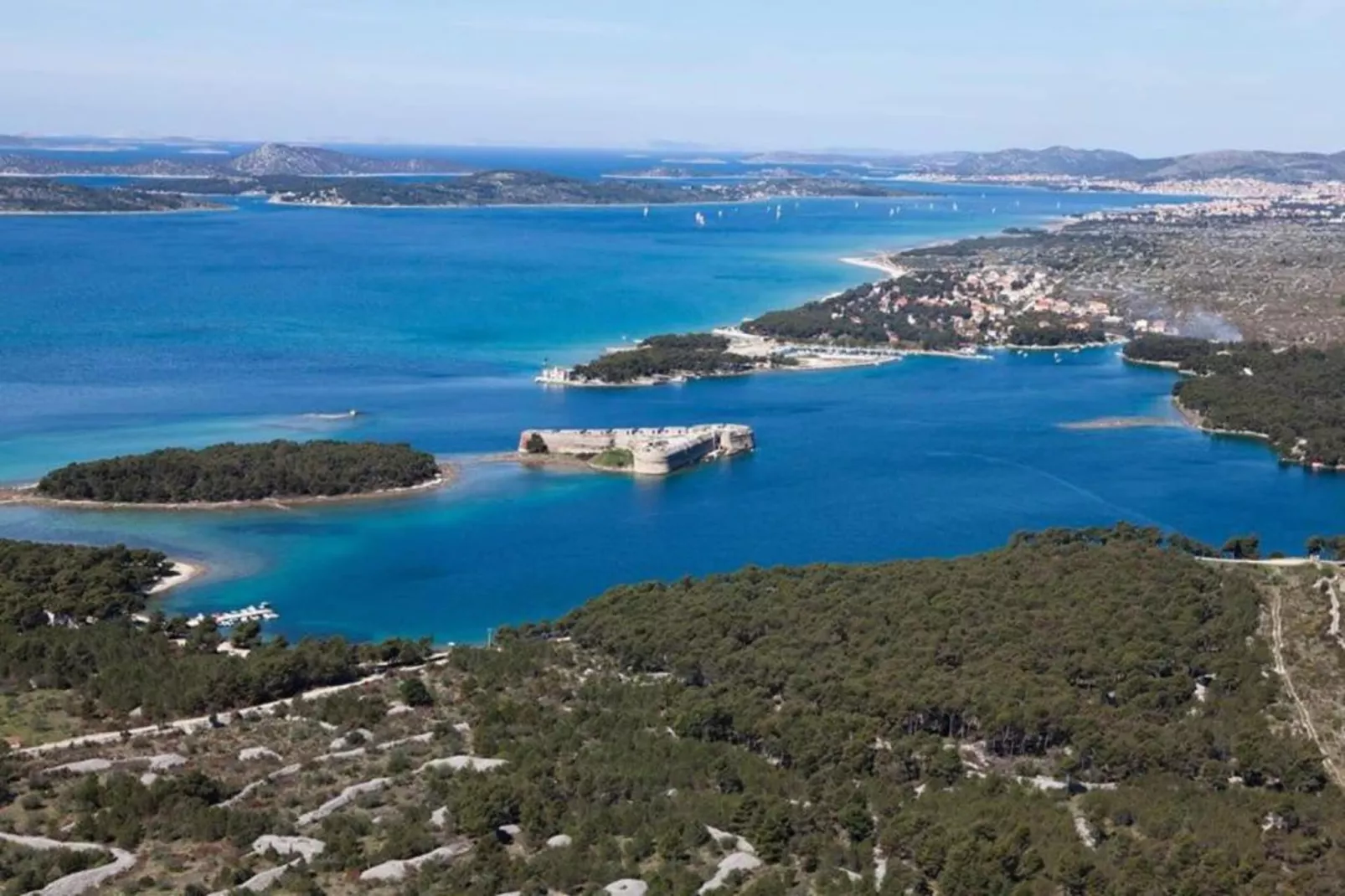 Apartments Gaj Brodarica - A7-Areas within 1km in summer