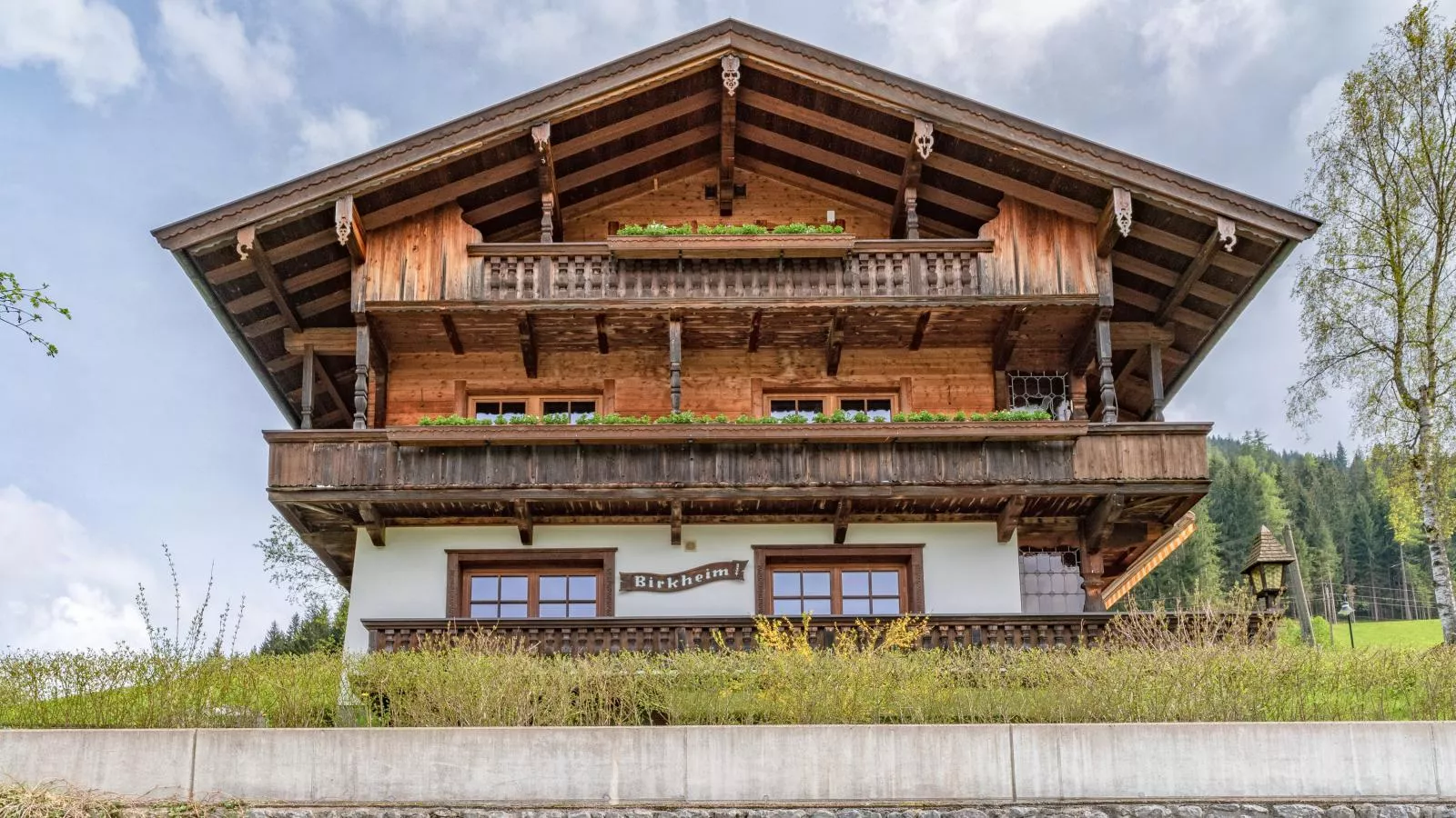 Birkheim-Exterior summer