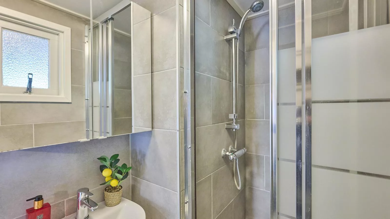 T Heische hofje-Bathroom