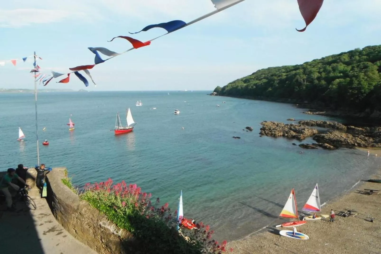 April Cottage, Cawsand-Areas within 1km in summer