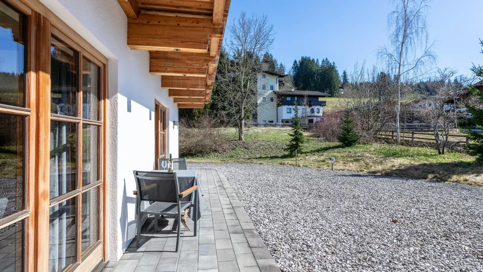 Kaiser Residence Top 1-Terrace balcony