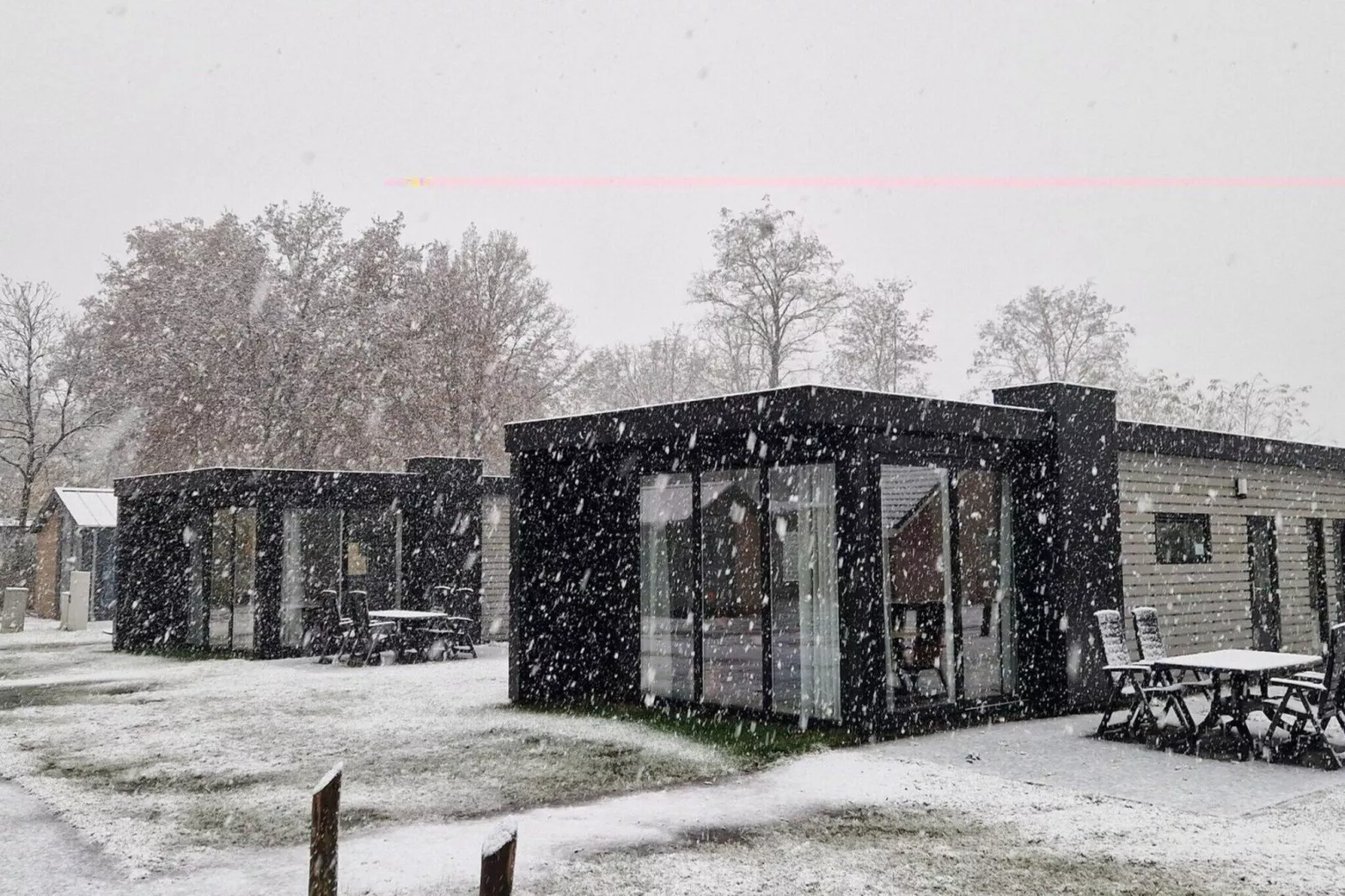 Chalet Eekhoorn-Exterior in winter