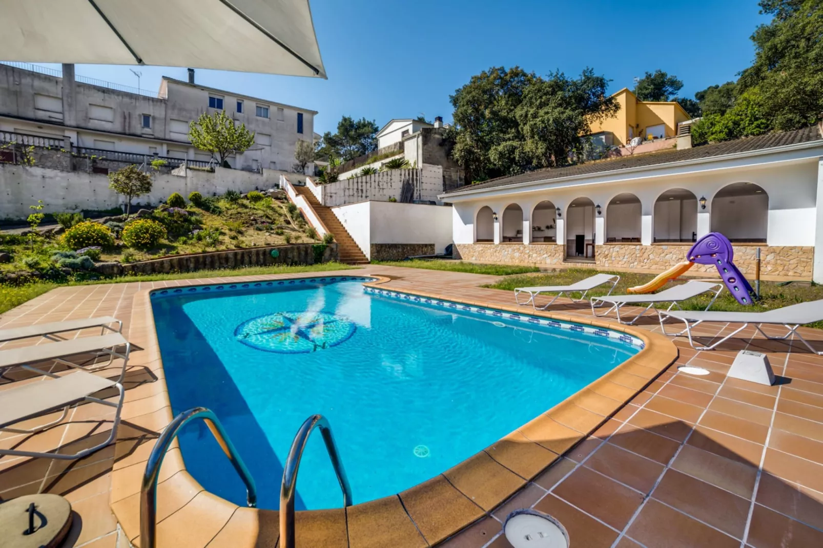 Vivalidays Villa Genis-Pool