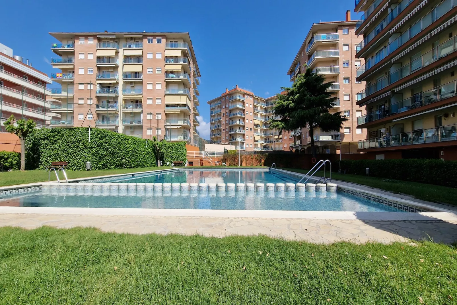 Vivalidays Luis - Santa Susanna-Pool