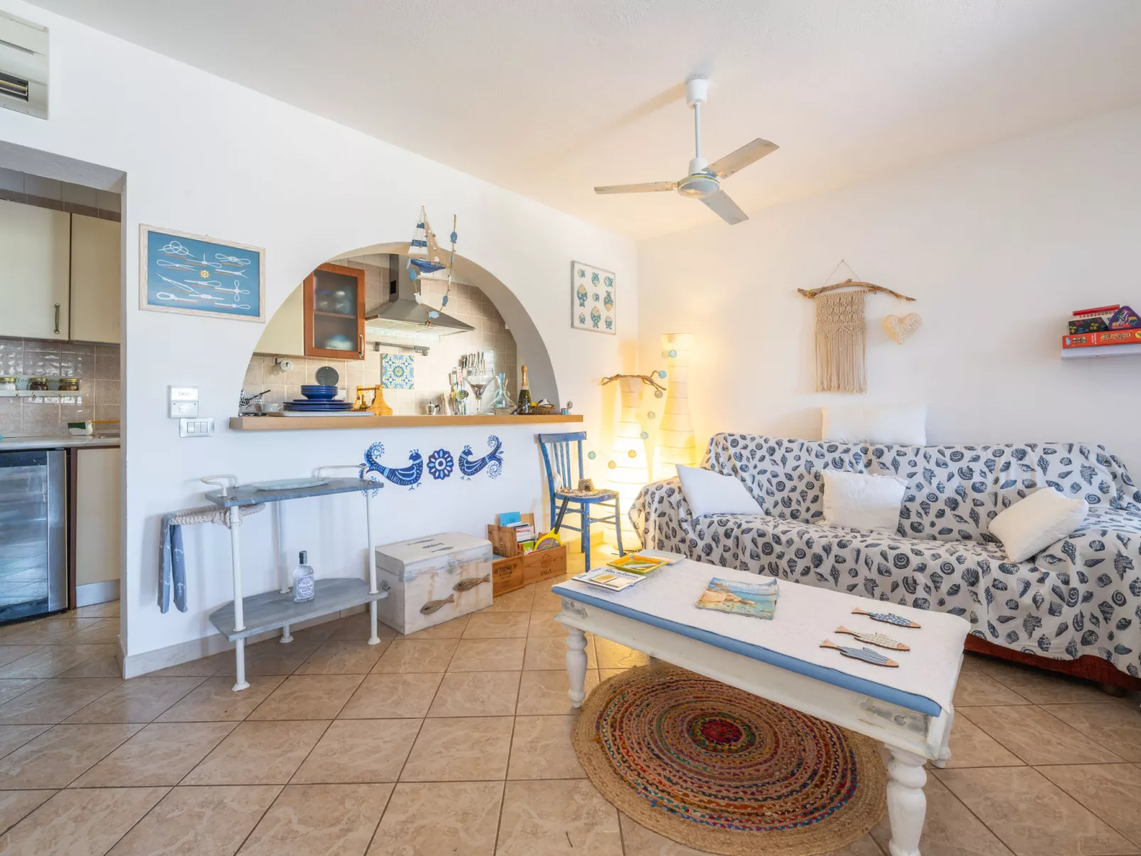 Solanas mare-Inside