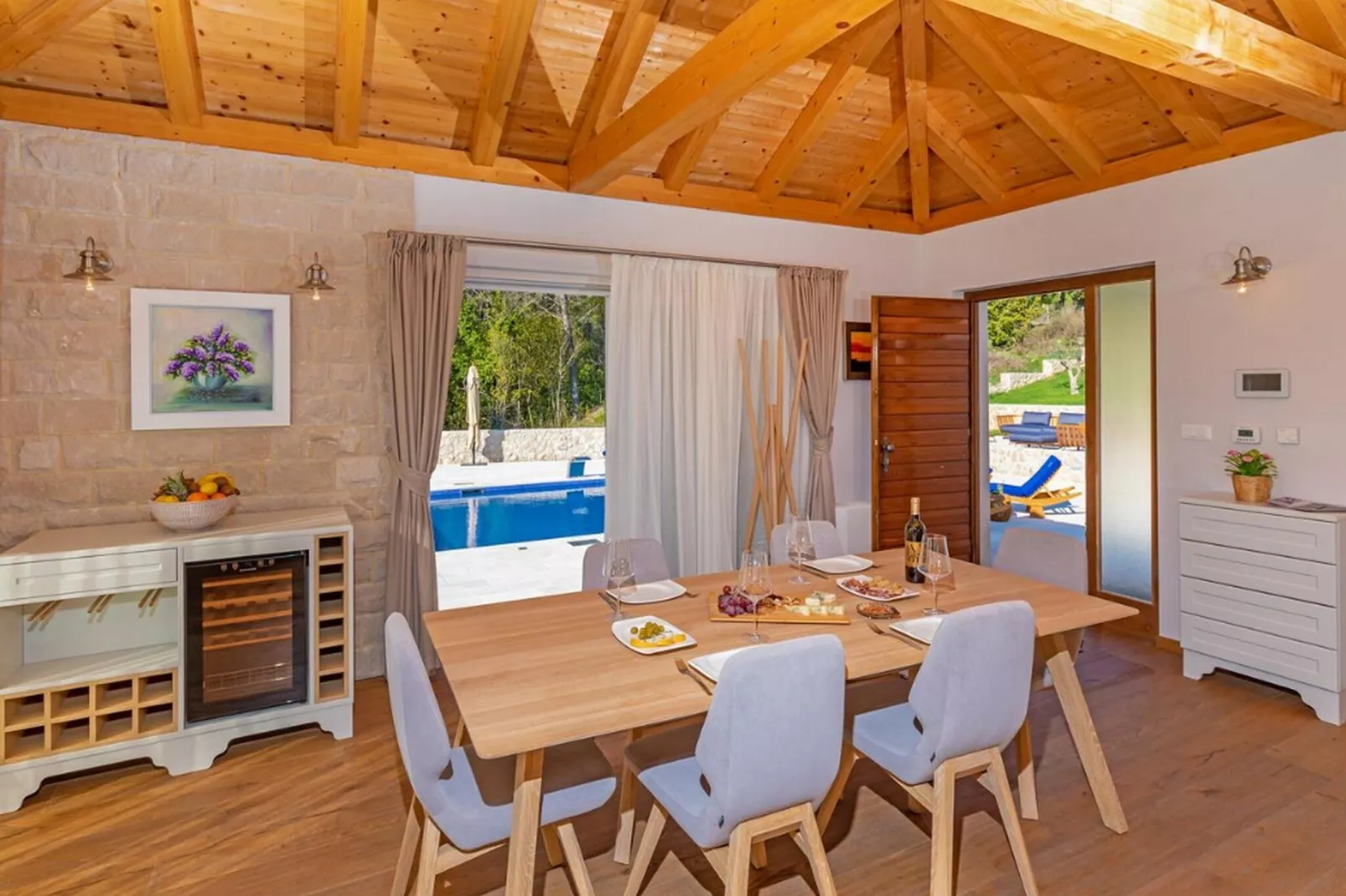 Villa Ivić-Two Bedroom Villa with Swimming Pool-Dining room