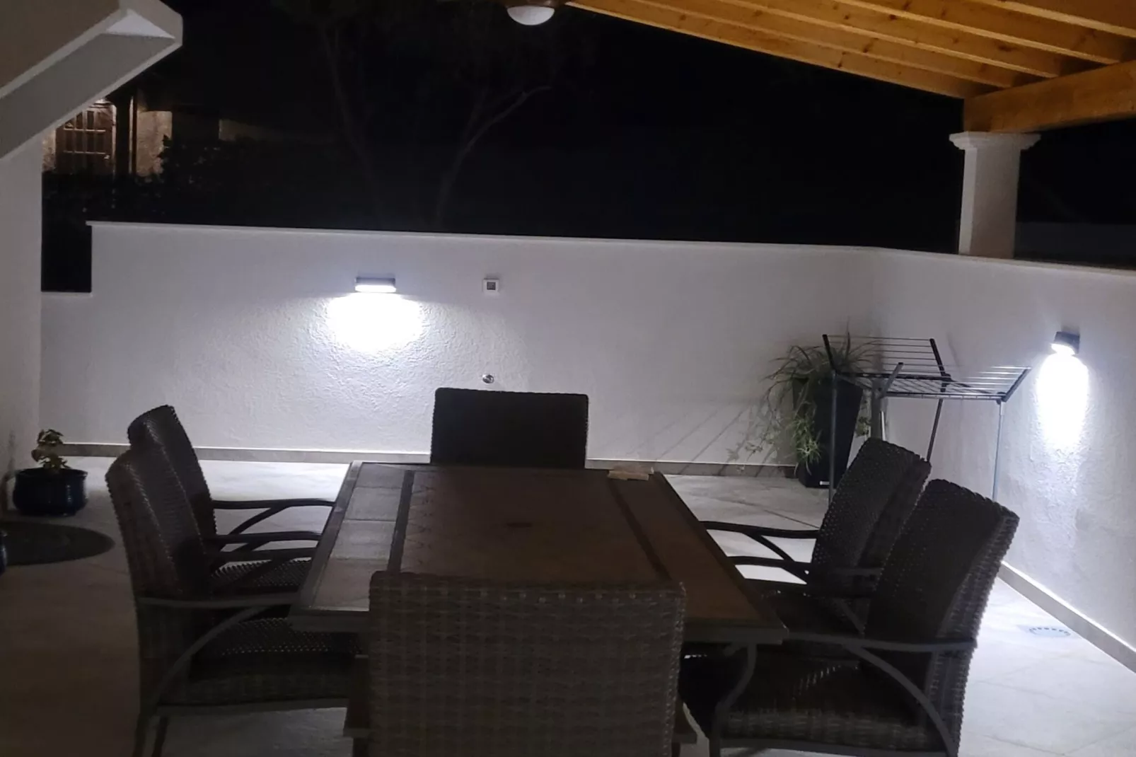 Villa Pero & Jele - Three Bedroom Villa with Terrace-Dining room