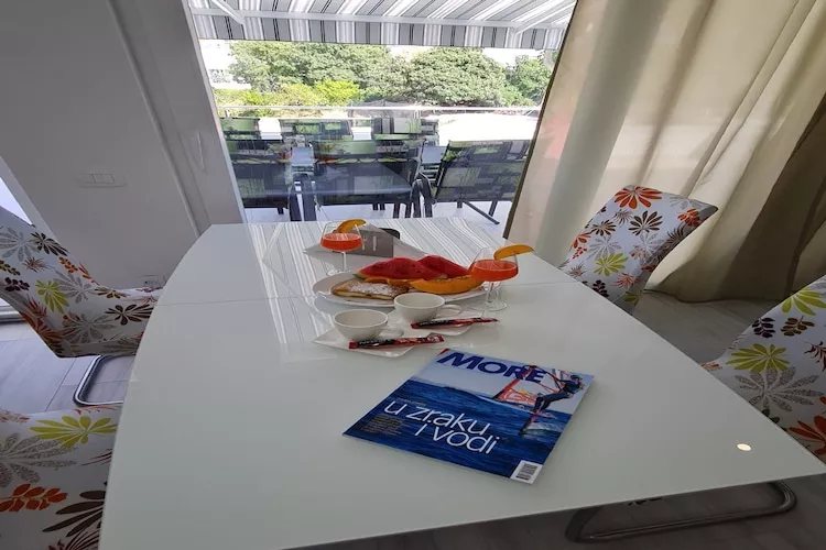 Luxury apartment ANI II with hot tub  - Two Bedroom Apartment with Terrace-Salle à manger