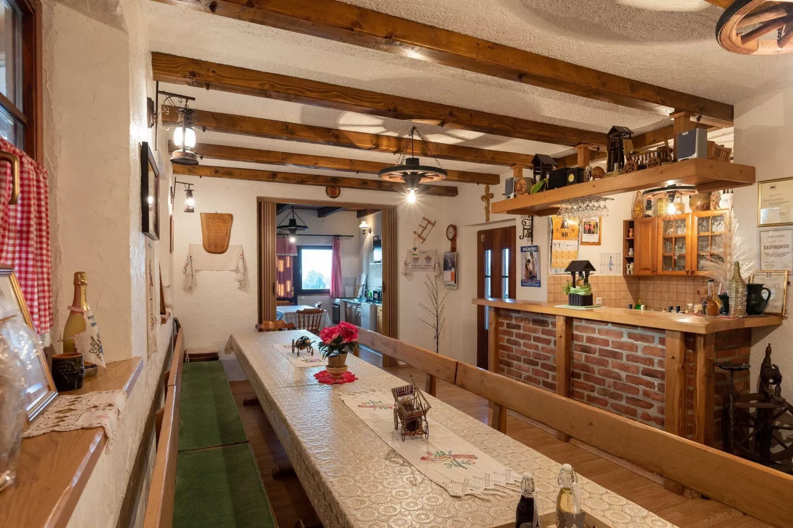 San Vinogradara - One Bedroom Holiday Home with Hot Tube-Salle à manger