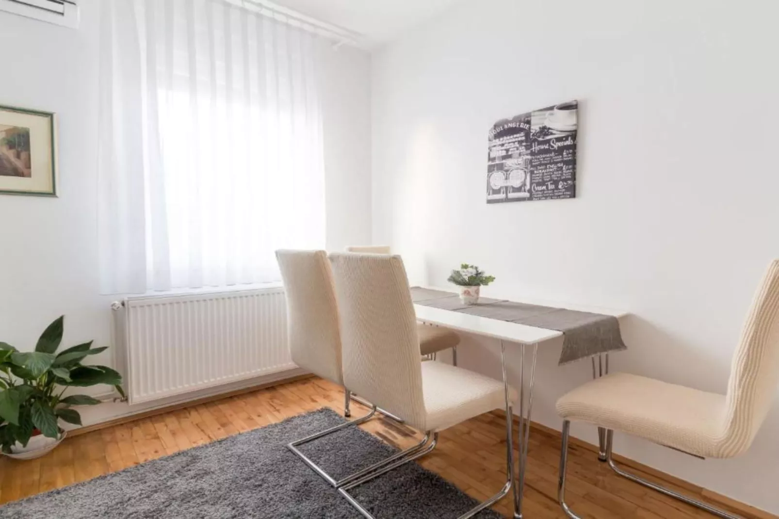 Apartments Lavanda Idila - Studio apartment   (Studio  with Garden View on BDC) -(1)-Esszimmer