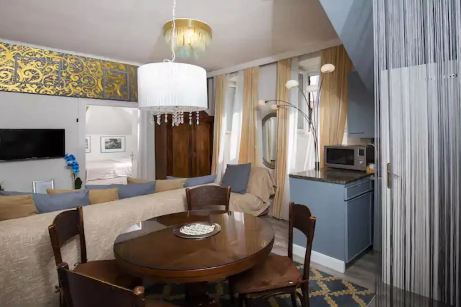 Apartment Ivančica - Double Room with Old town view-Dining room
