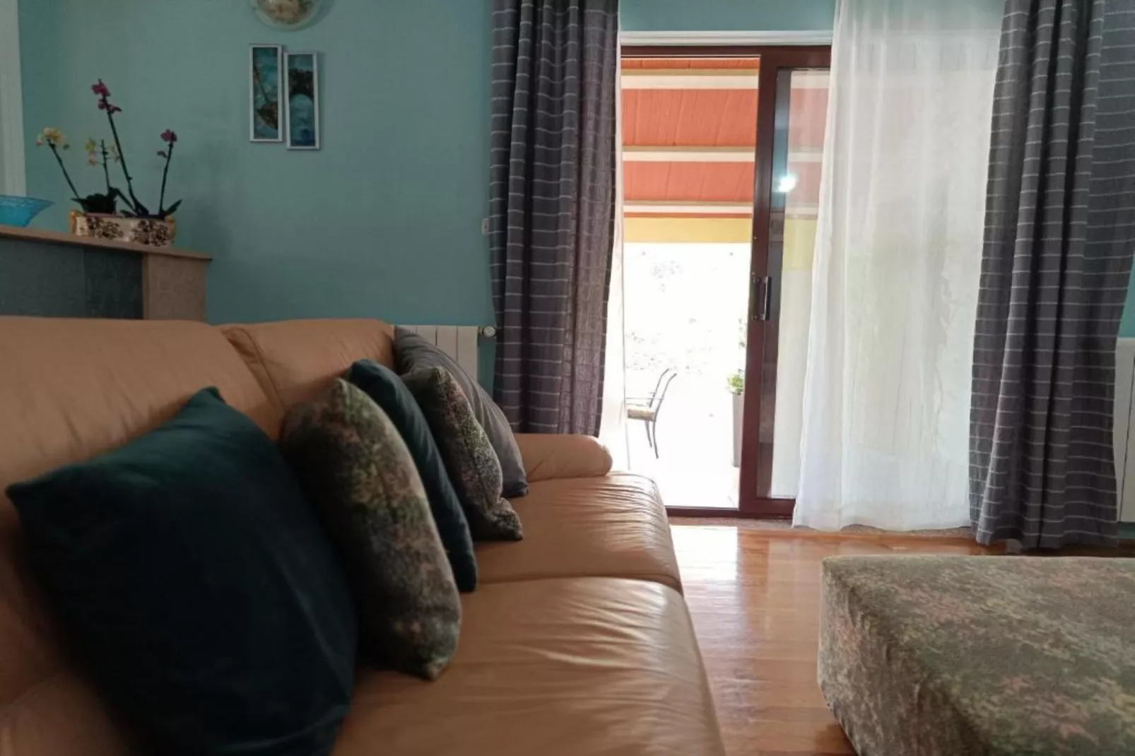 Villa Hilda - Two Bedroom Villa-Wohnzimmer