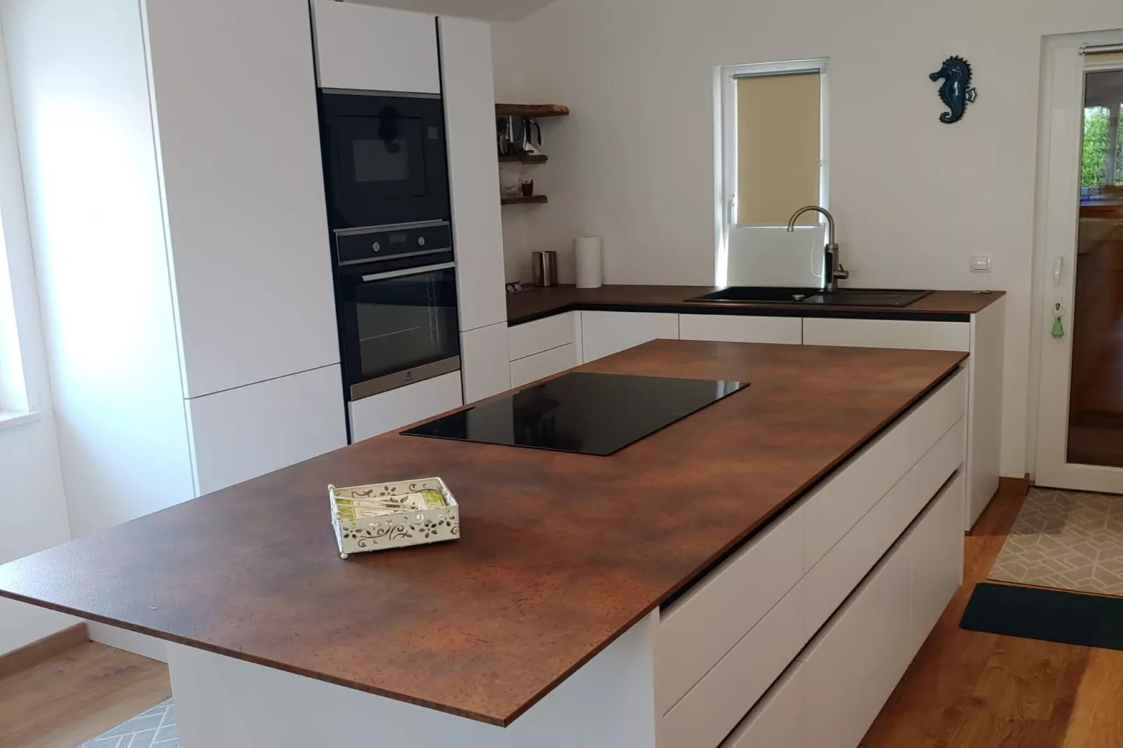 Three Bedroom Apartment with Terrace-Kitchen