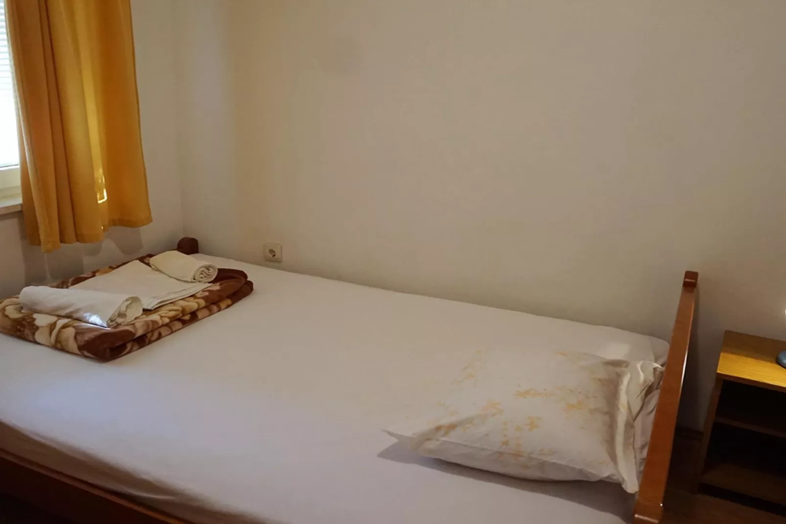 Beach House Žuljana - Two Bedroom Apartment with Terrace 2-Bedroom