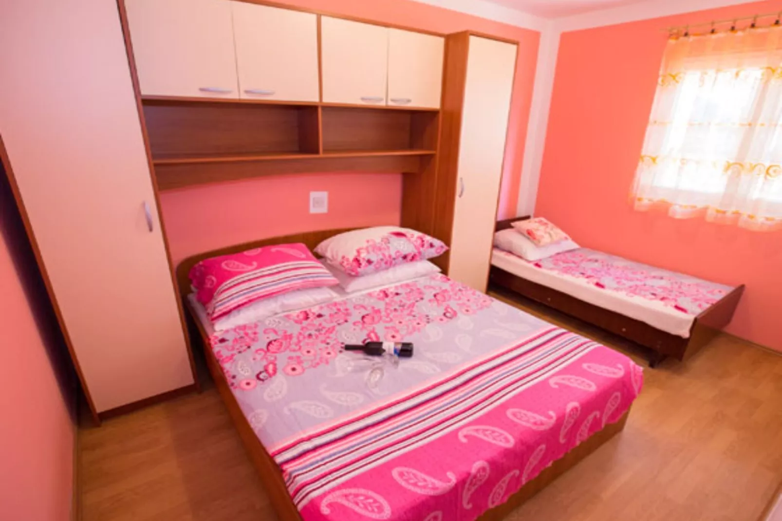 Apartments Zora - Standard One Bedroom Apartment with Balcony A1-Schlafzimmer