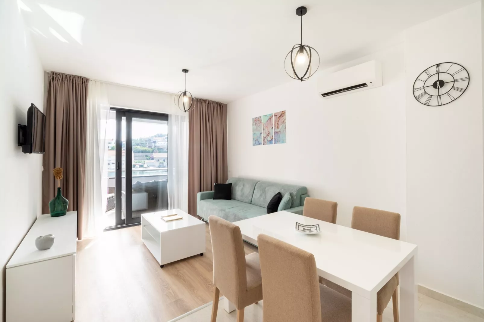 Apartments & Rooms Fisherman's Luck - One-Bedroom Apartment with Terrace and Sea View-Cuisine