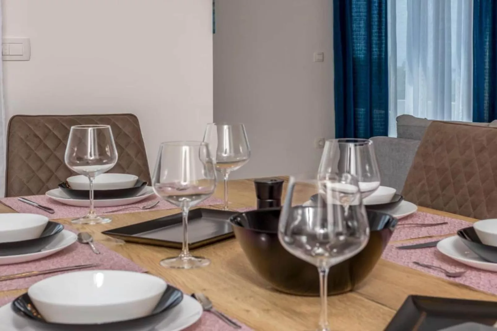 Villa Fran - Four Bedroom Villa with Private Pool-Esszimmer