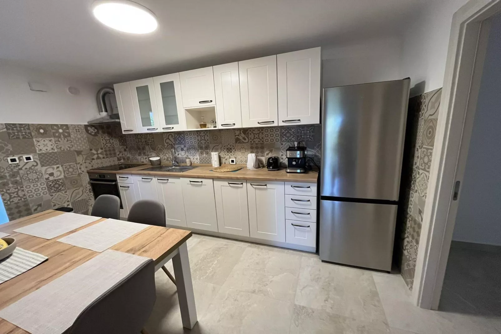 Elegant Lovran Apartment with Garden - Two Bedroom Apartment-Cuisine