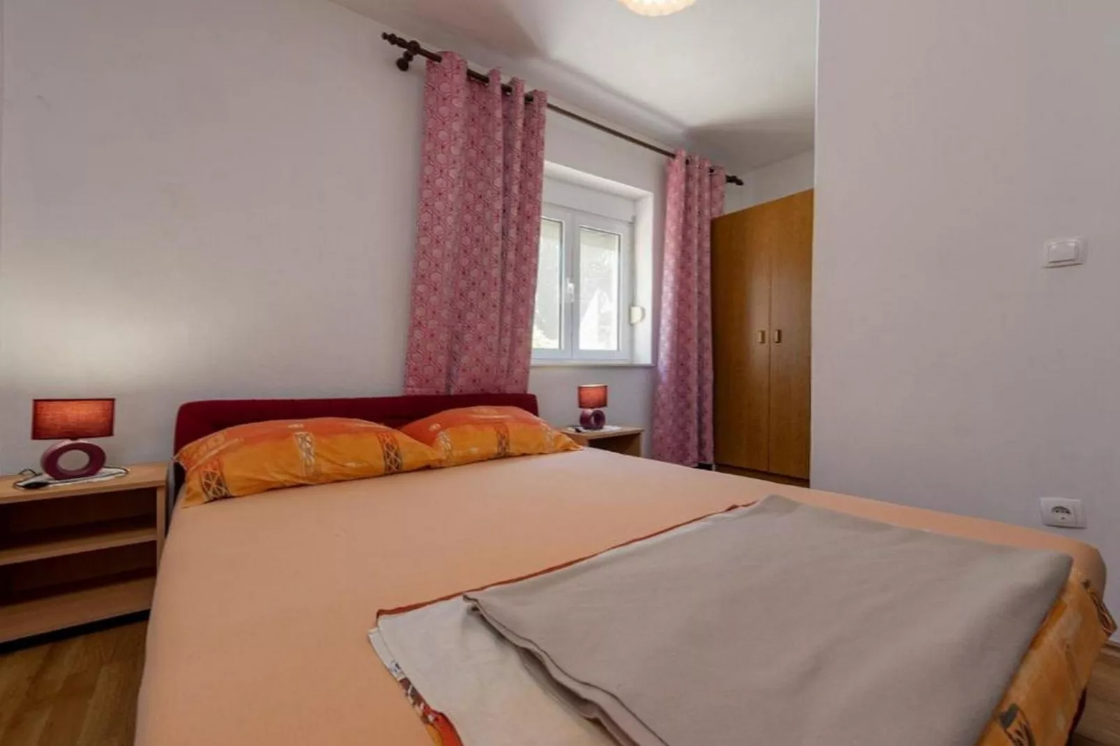 Three Bedroom Holiday Home-Chambre