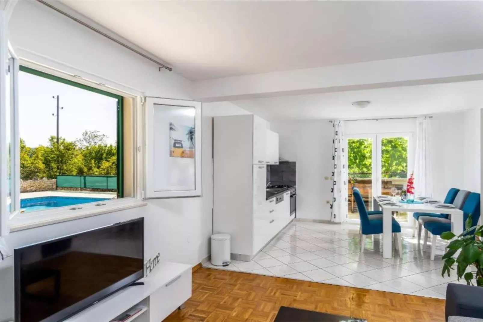 Tranquil Oasis Holiday Home Primorski Dolac with Pool - Three Bedroom Holiday Home with Pool-Kitchen