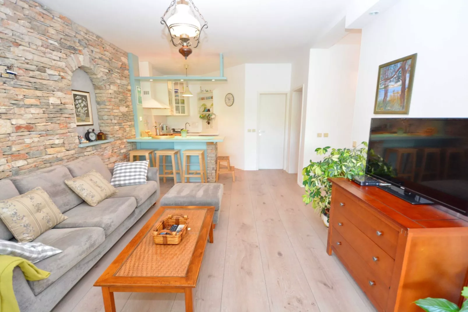 Blissful Bay Apartments Vrboska - Two Bedroom Apartment with Terrace (owner Kadulja)-Living room