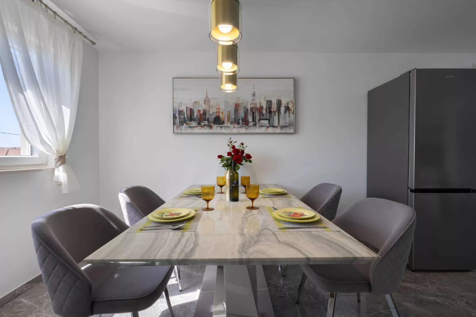 Kastel Stari Sunny Downtown Apartment with Terrace - One Bedroom Apartment with Terrace-Dining room