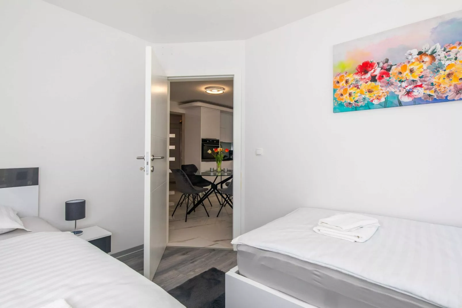 Modern Apartment with Terrace and Private Parking Krk - Two Bedroom Apartment-Chambre