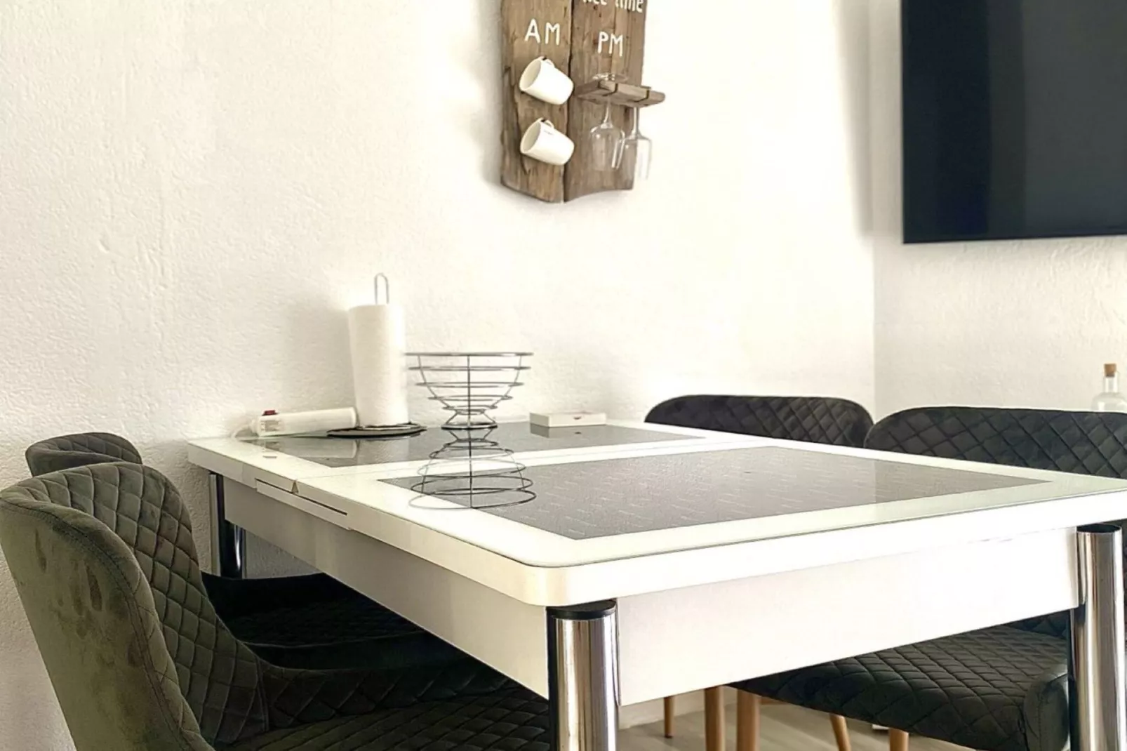 Luxury Lovran Apartments with Swimming Pool - Standard One Bedroom Apartment-Esszimmer