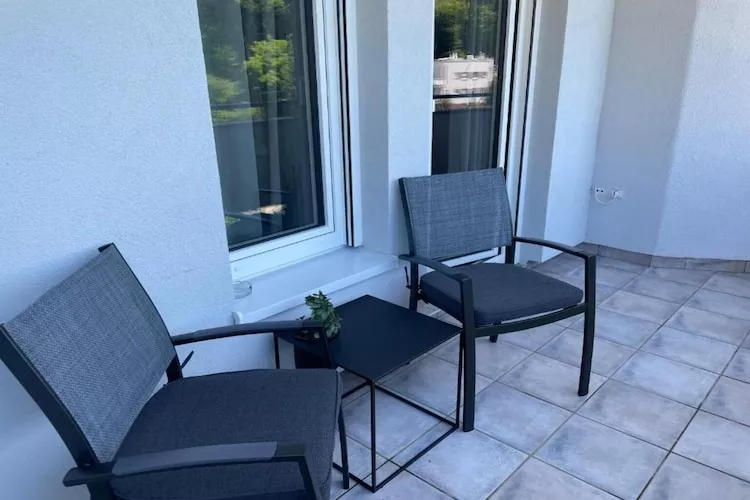 Modern & Charming - Free Private Parking - One Bedroom Apartment-Extérieur