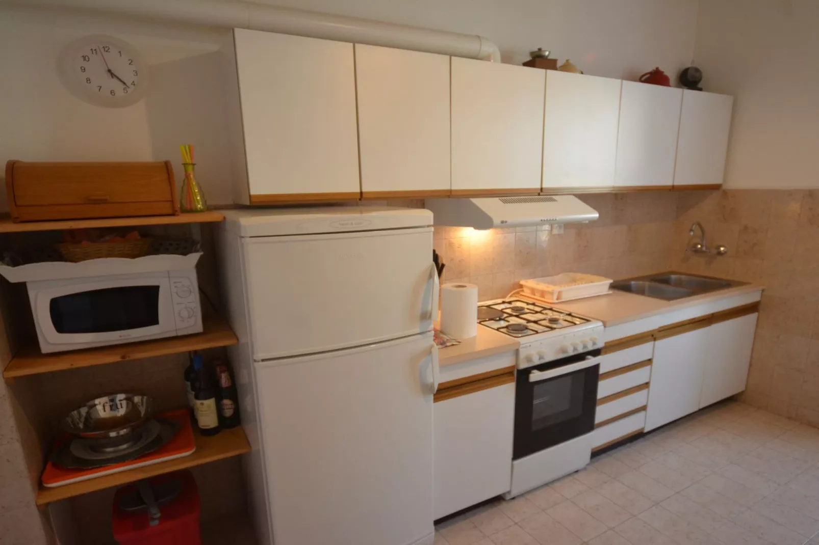 Charming Rovinj Haven - One Bedroom Apartment-Kitchen