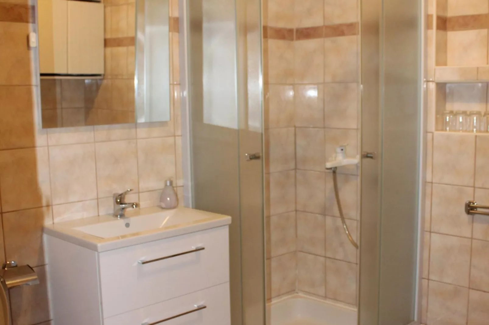 Serene Sea View Krk Apartment with Balcony - Two Bedroom Apartment with Sea View and Balcony-Bathroom