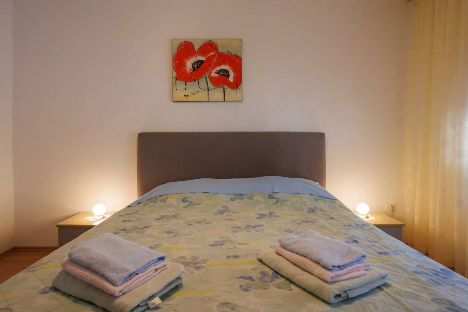 Beachfront Cozy Krk Apartment with Balcony - One Bedroom Apartment with Balcony-Bedroom