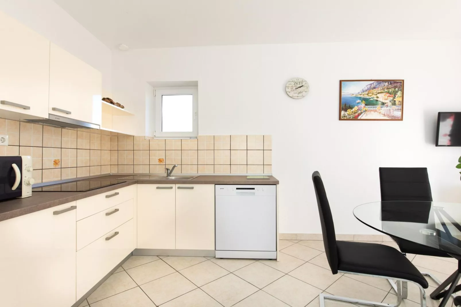 Scenic Elegant Apartments Krk with Balcony and Pool - Classic Two Bedroom Apartment with Balcony and Pool (owner 2)-Küche