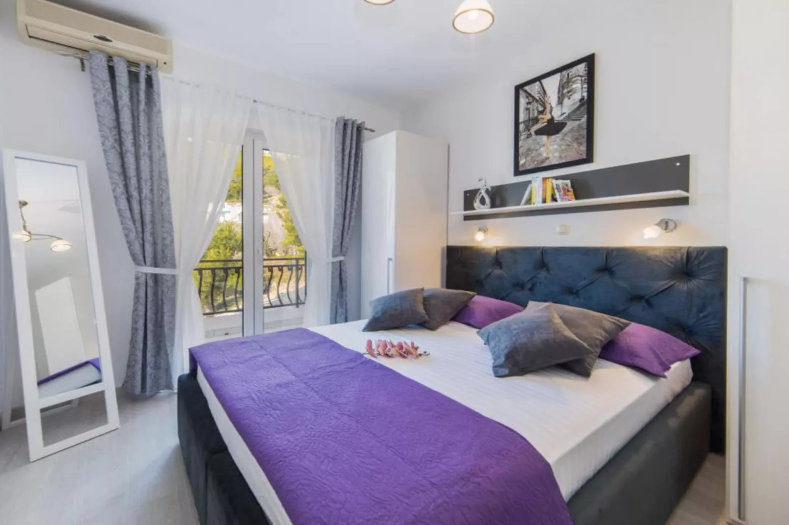 Apartments Tafra - One Bedroom Apartment 1