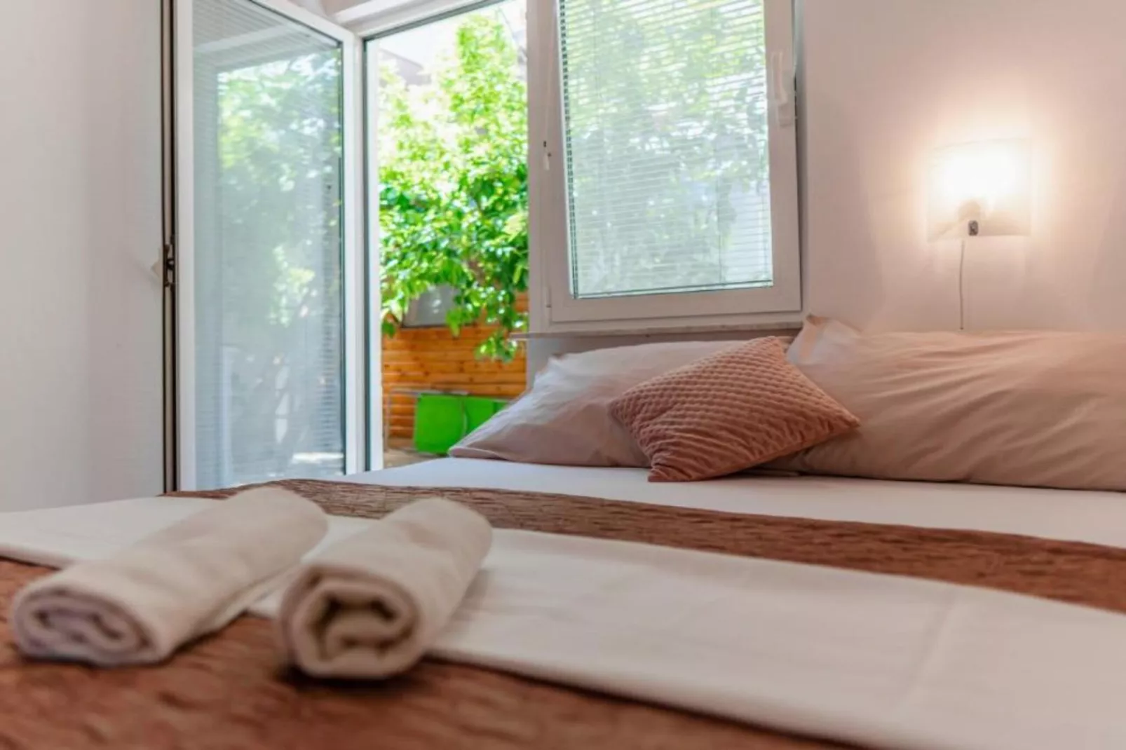 Two Bedroom Apartment 2 (Prizemlje)-Bedroom