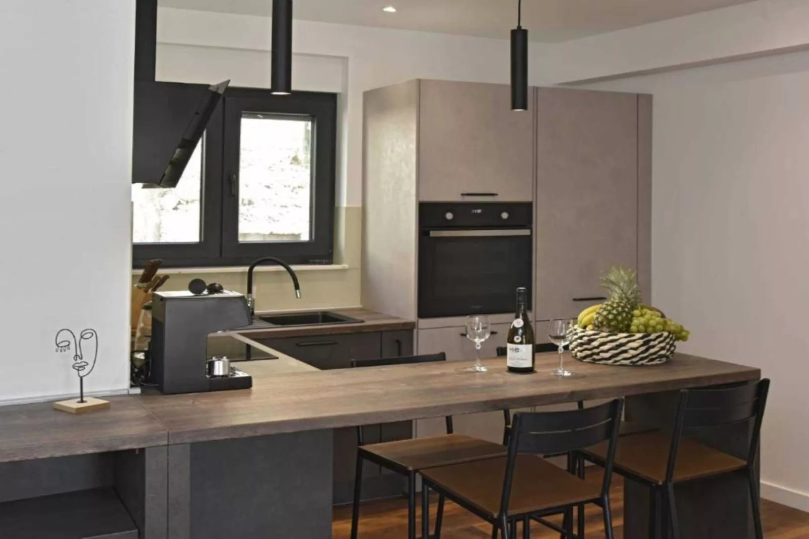 Luxury Slatine Apartments with Terrace and Garden - One Bedroom Apartment with Terrace-Küche