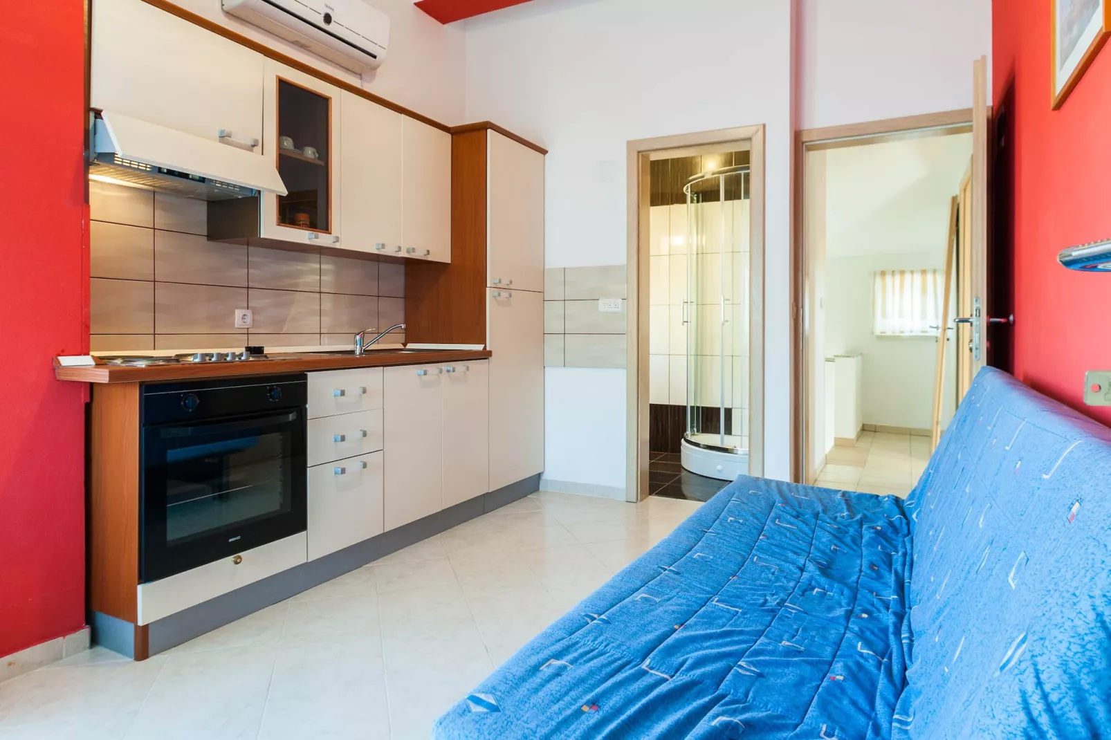 Cozy Apartments in Zadar with Sea and Mountain Views - Studio Apartment (owner 2)-Kitchen