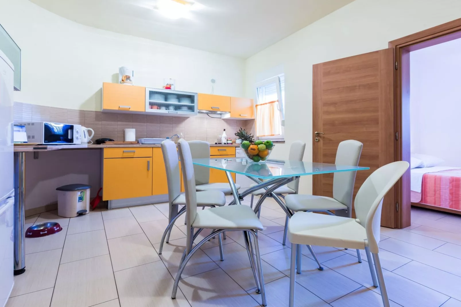 Elegant and Lavish Leisure Apartments Zadar with Outdoor Pool - Standard Two Bedroom Apartment with Terrace (owner Orange)-Cuisine