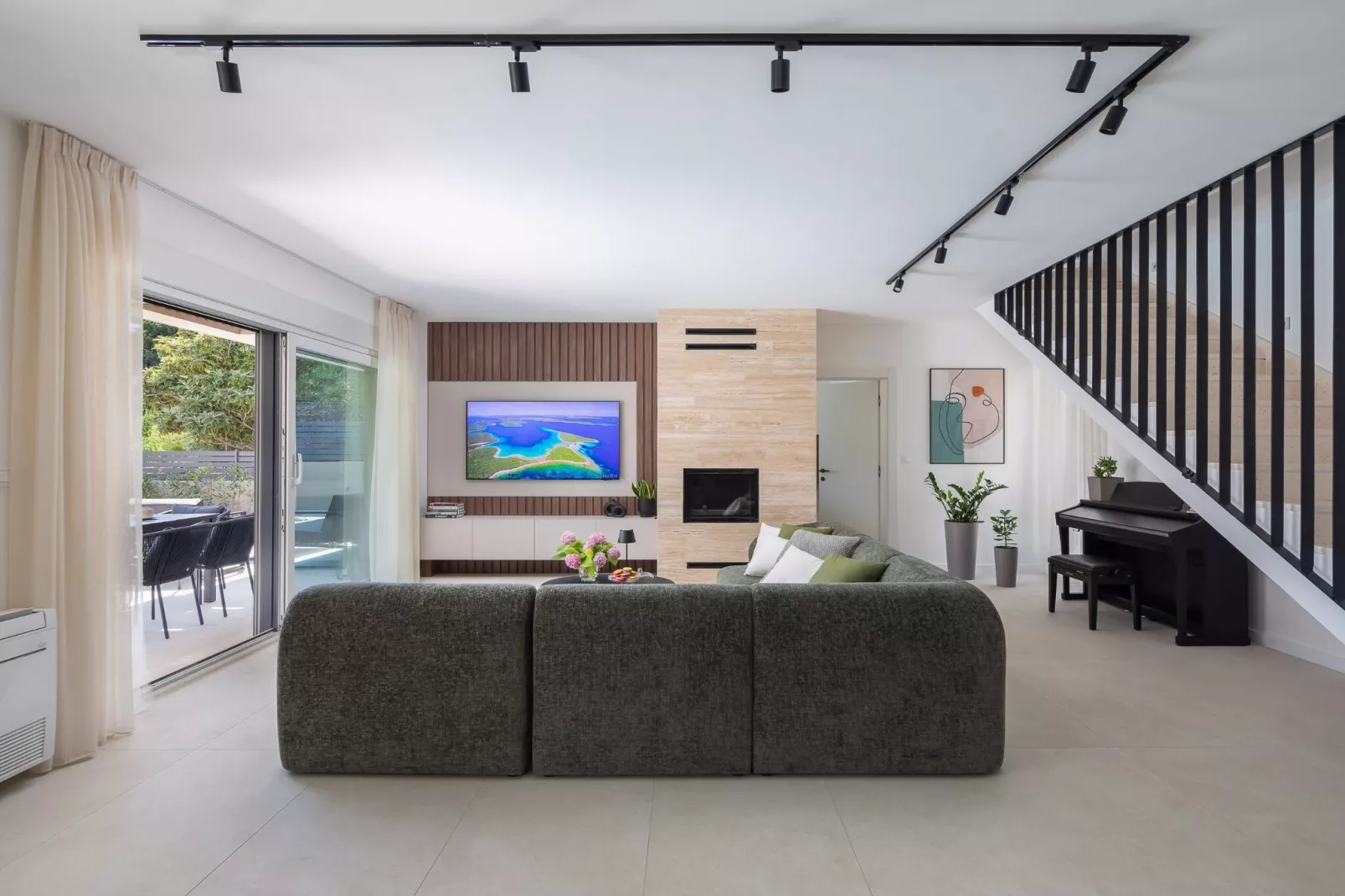 Villa Prima Lux - Four Bedroom Villa with Pool-Living room