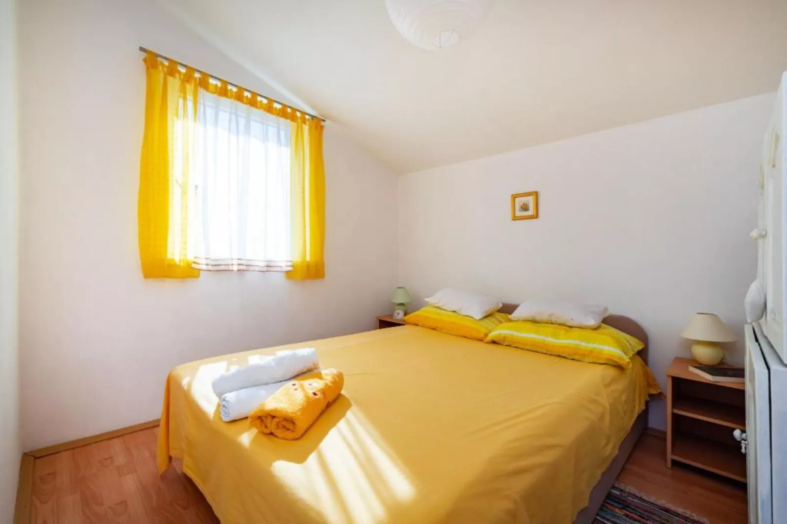 Holiday Home Rovanjska - Three Bedroom House with Sea View