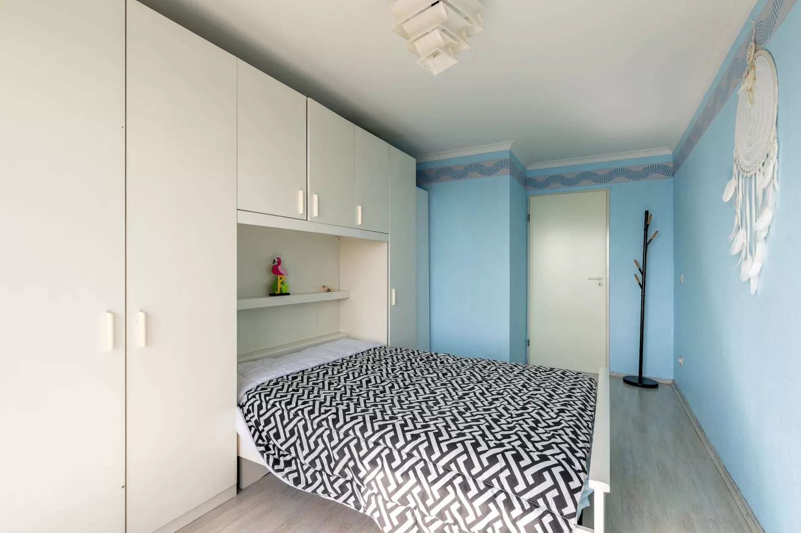 CONTINENTAL D9-Chambre