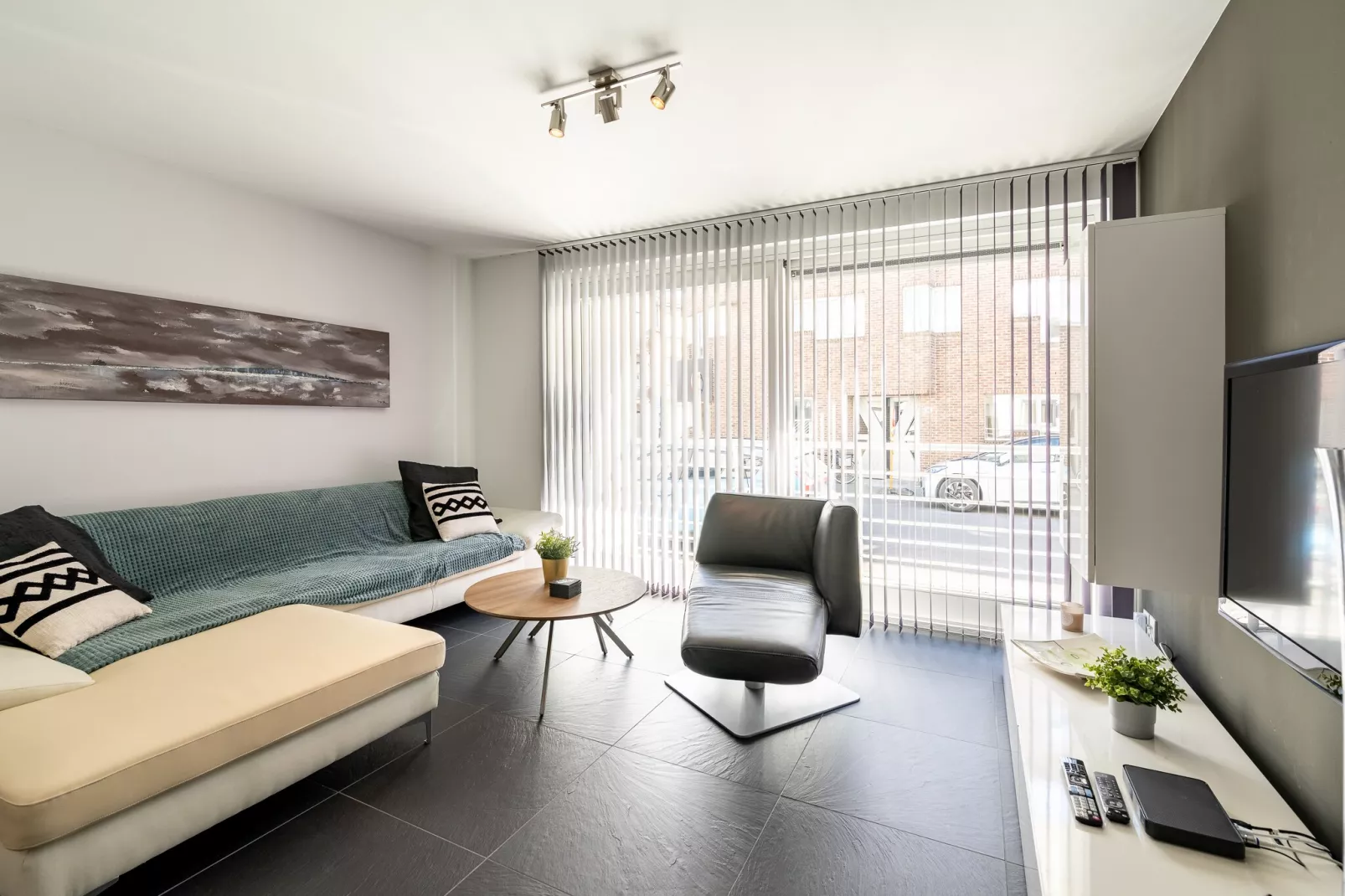 SEAGARDEN VILLAGE 003 0001-Wohnzimmer