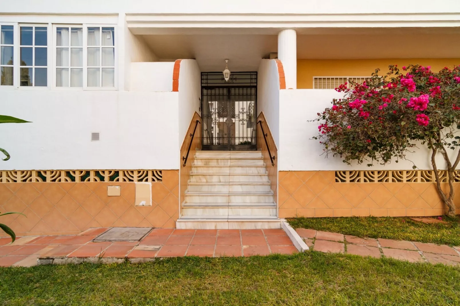 Carabeillo 13 Apartments by Casasol-Hall / réception